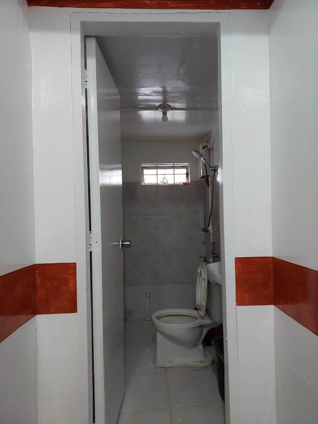 Clean shower & toilet — 2nd Floor